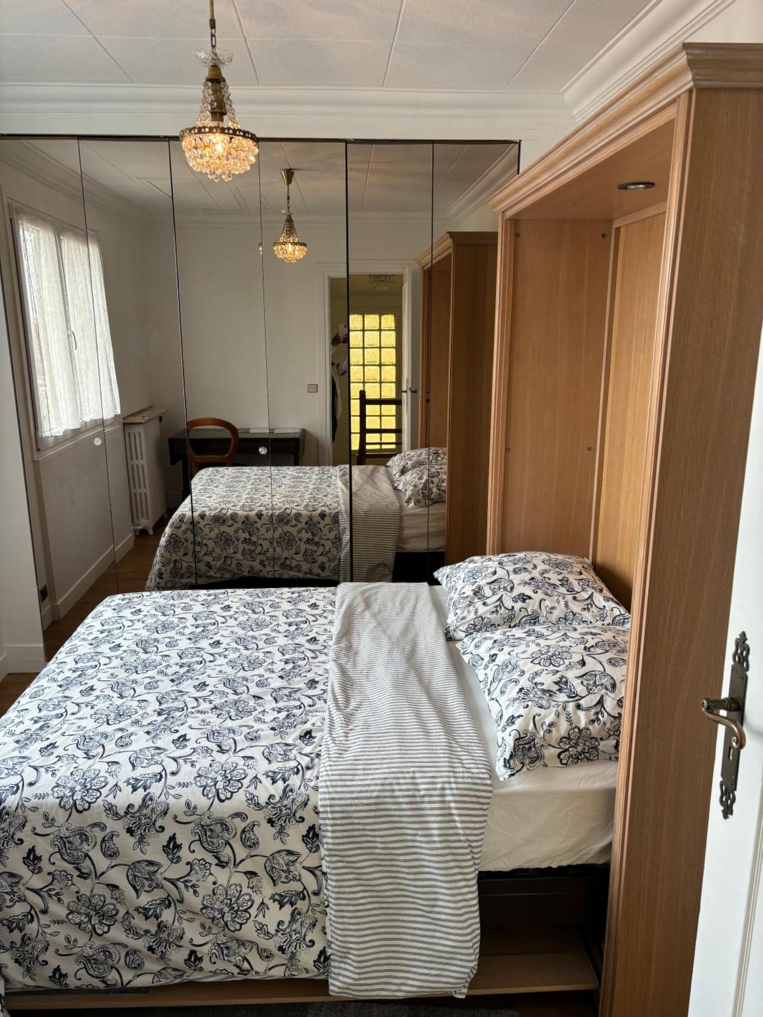 Maison A Louer 3 Chambres Сартрувіль Екстер'єр фото